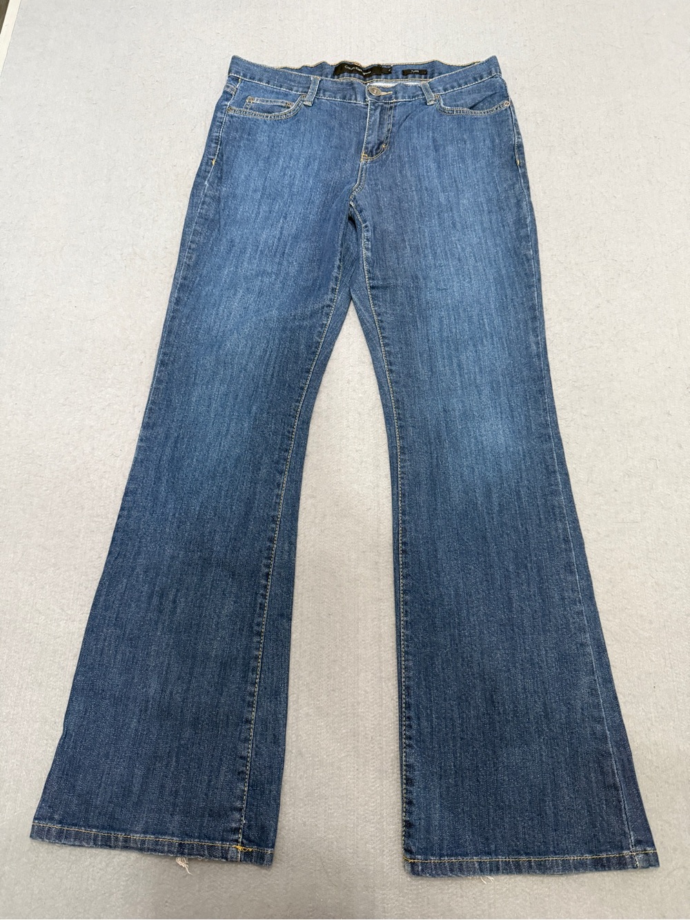 Classic Women's Calvin Klein Size 10 Blue Flared Jeans
